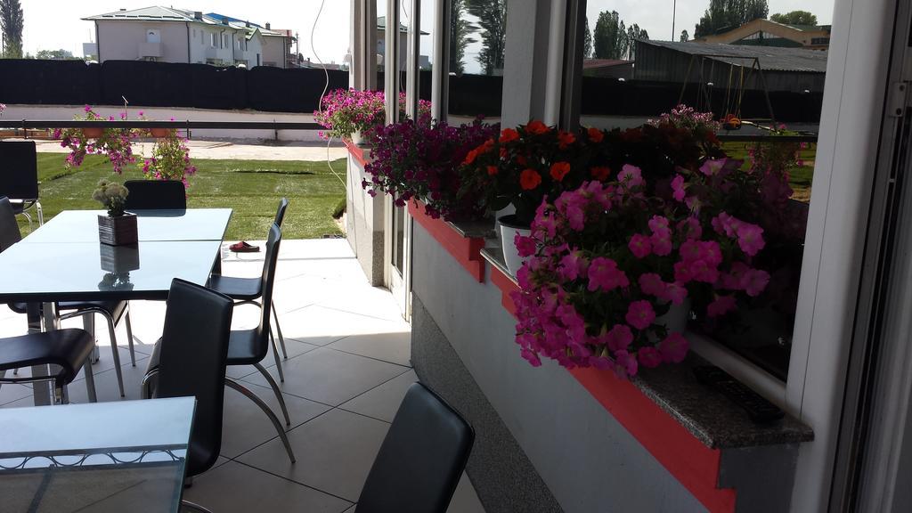 Villa Grand Bitola Bagian luar foto
